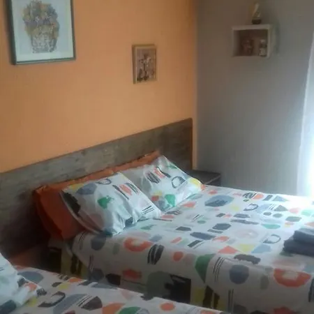 Can Serra 2*